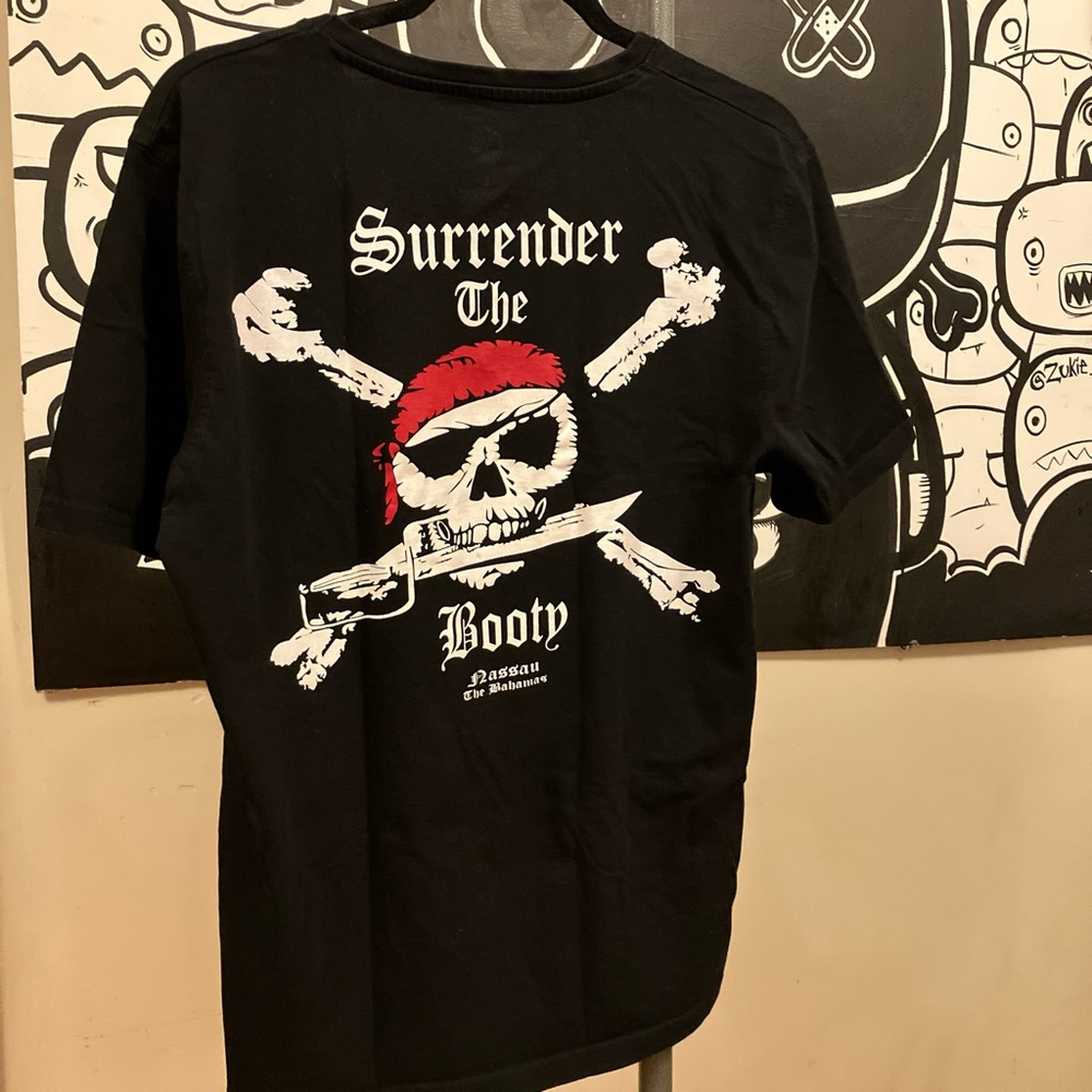 Black Skull Graphic Tee